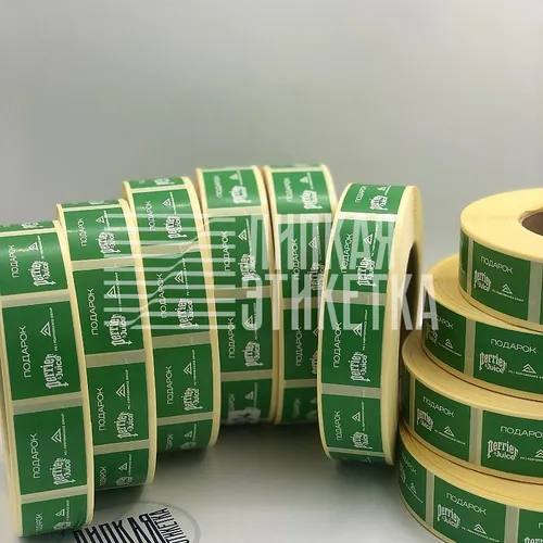 Этикетки с логотипом